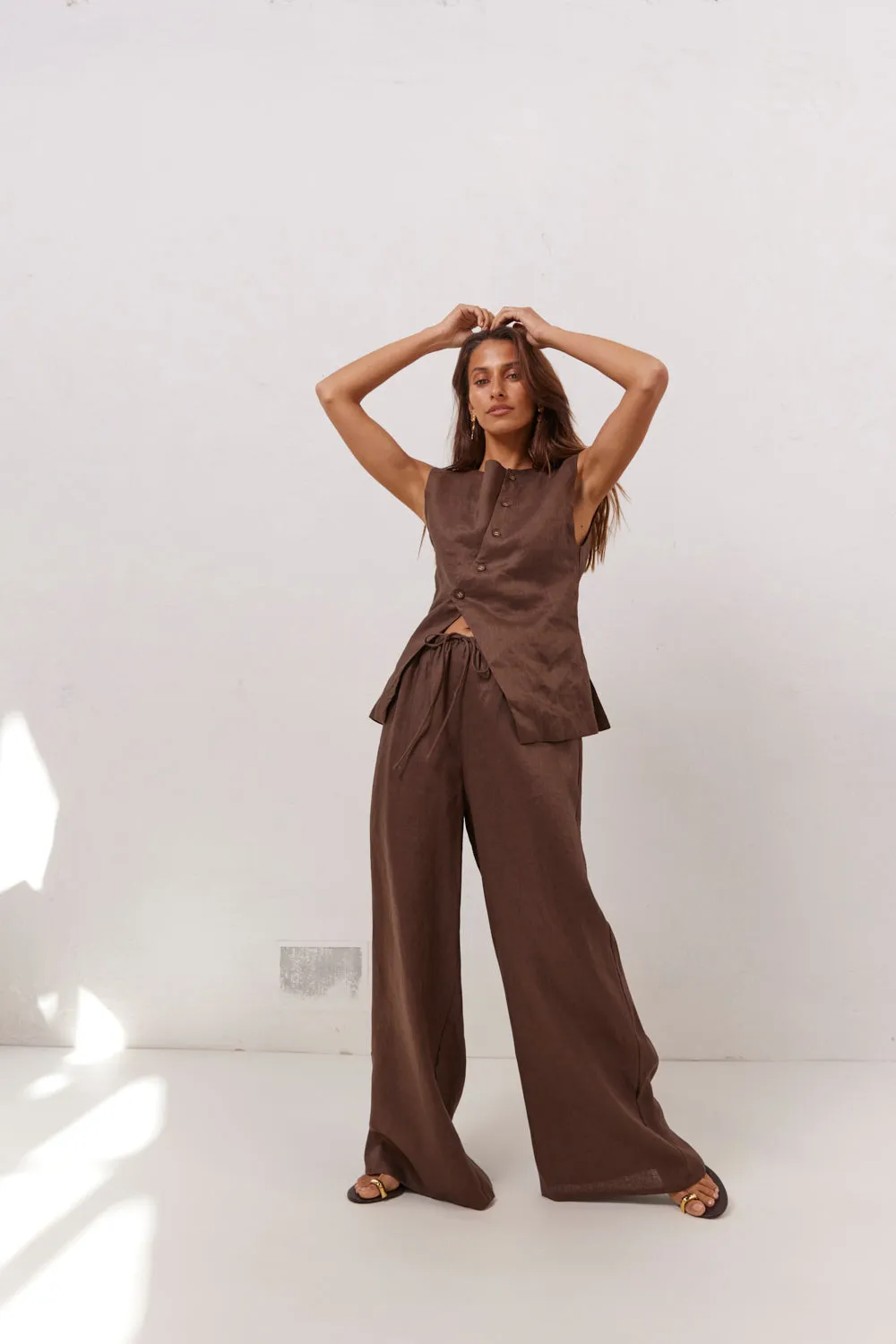 Aria Linen Vest Chocolate