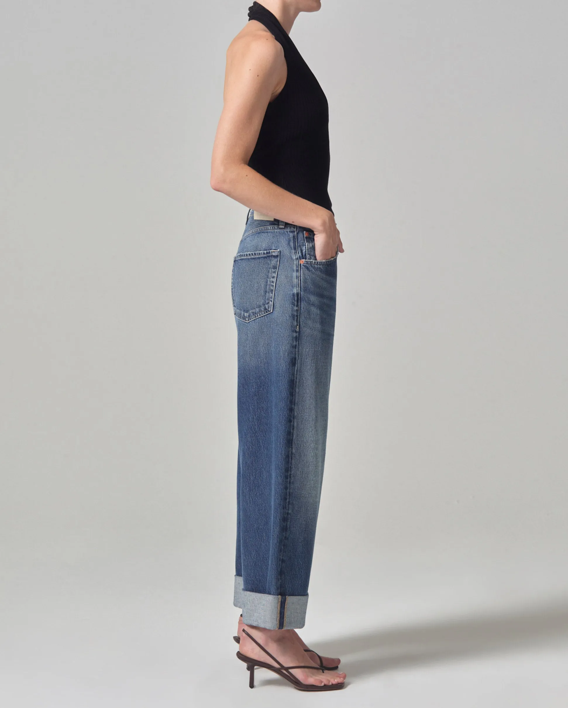 AYLA BAGGY CUFFED CROP / BRIELLE