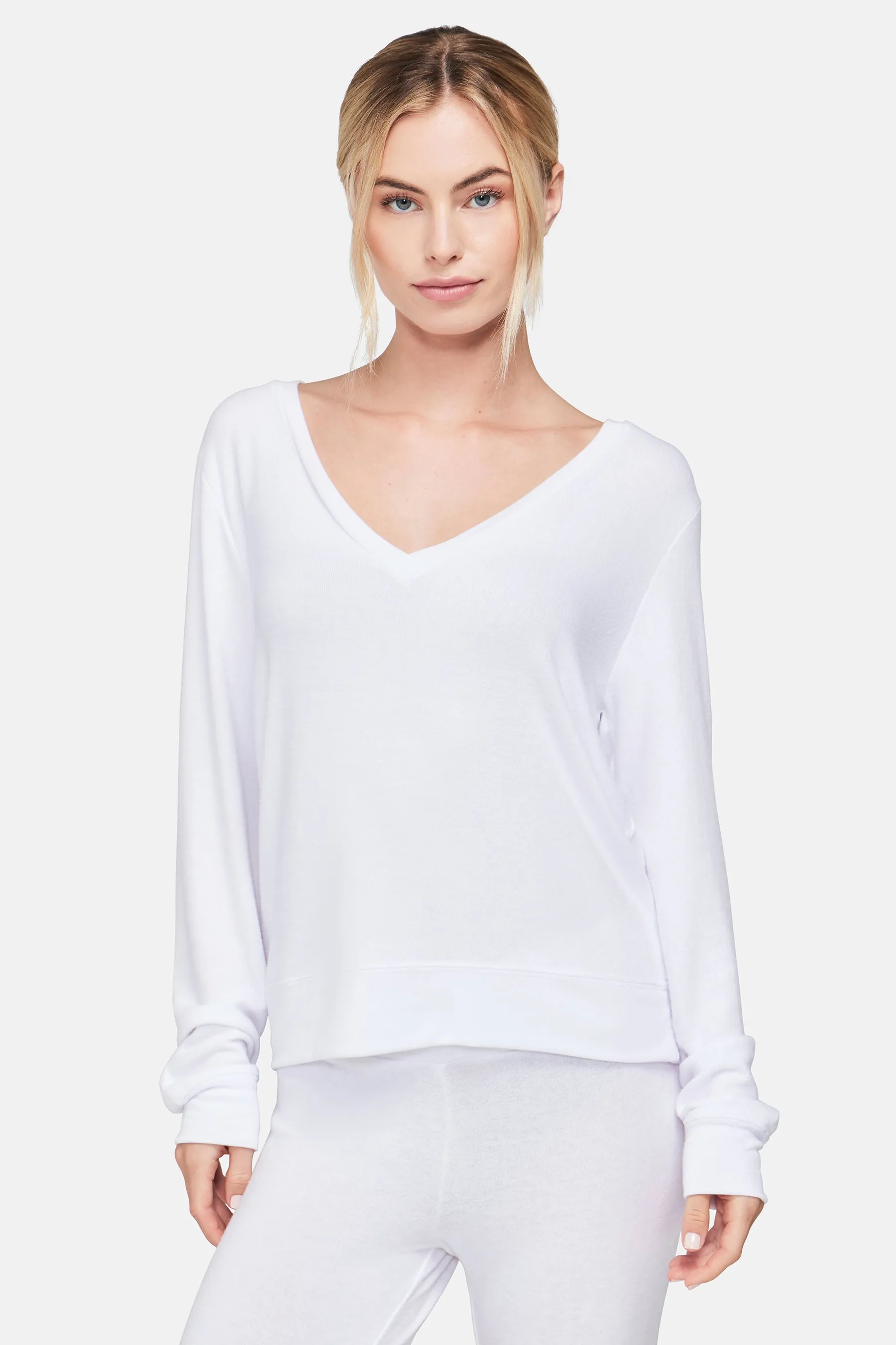 Baggy Beach Jumper Deep V | Clean White