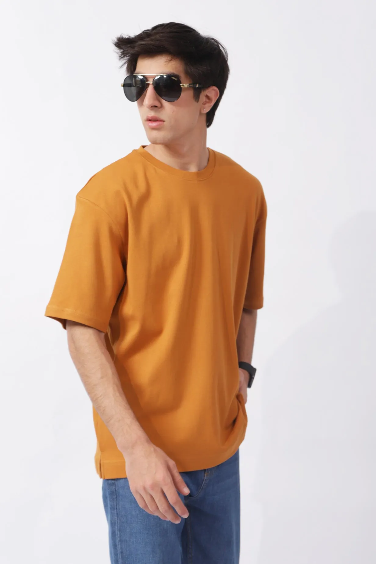 BAGGY FIT TEE