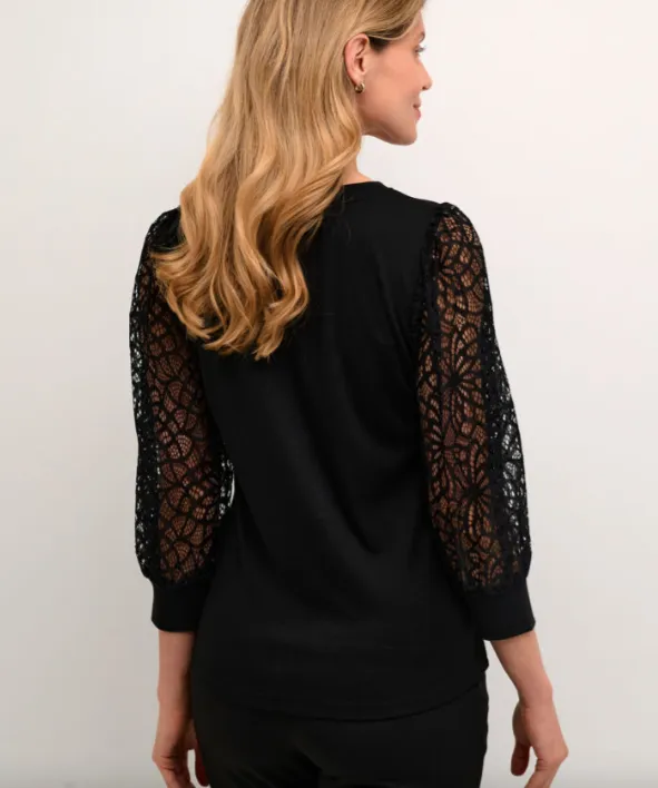 KA - Becca lace top