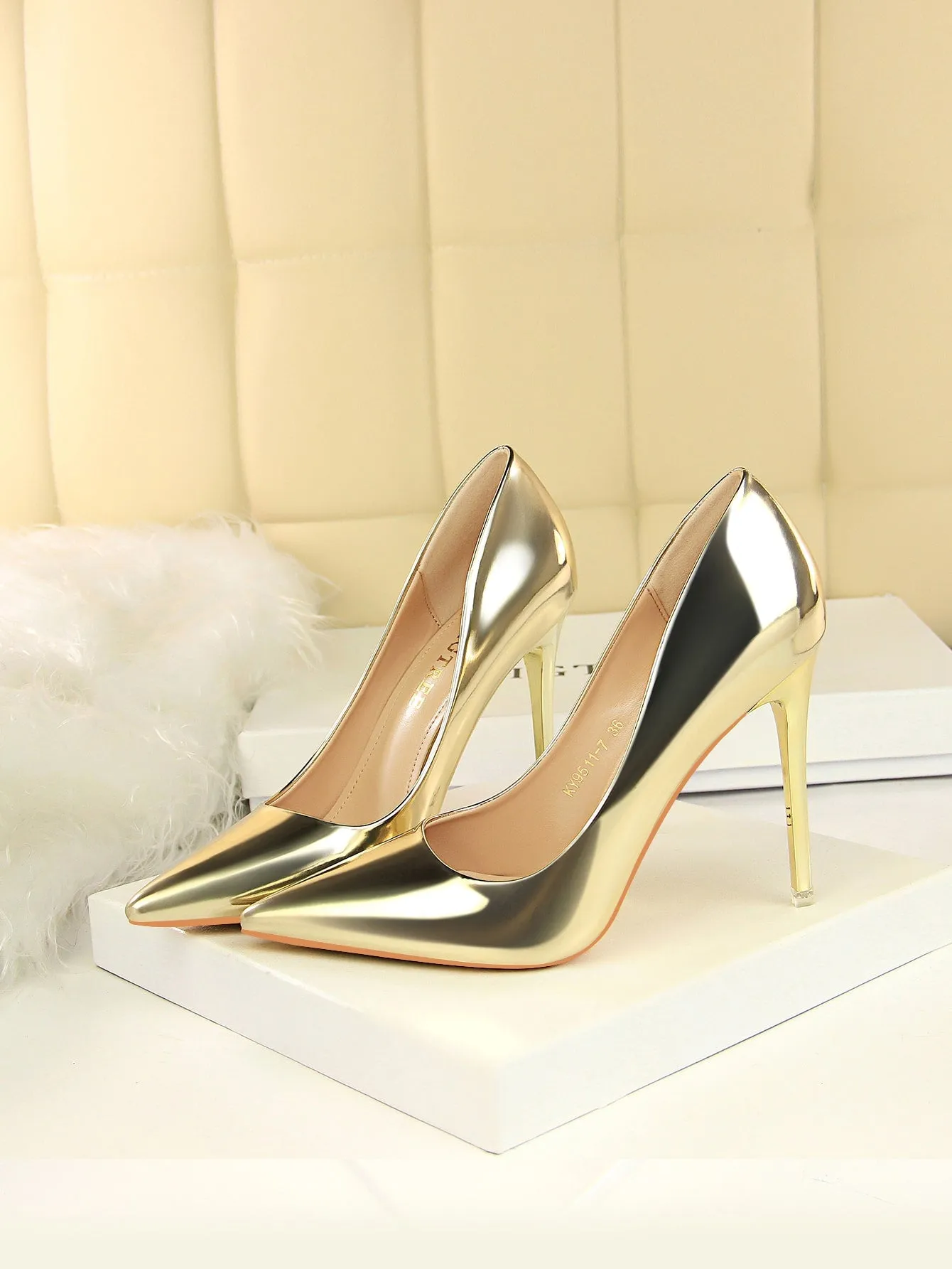 MetallicPatent Leather PointToeStilettoHeeledPumps