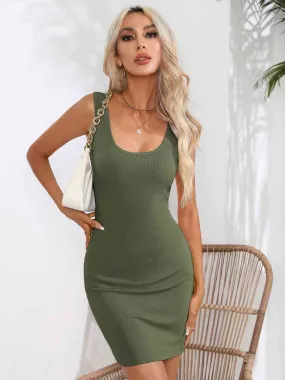 Scoop Neck Sleeveless Bodycon Dress